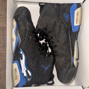 Air Jordan MVP Kids Sneakers - Black and Blue